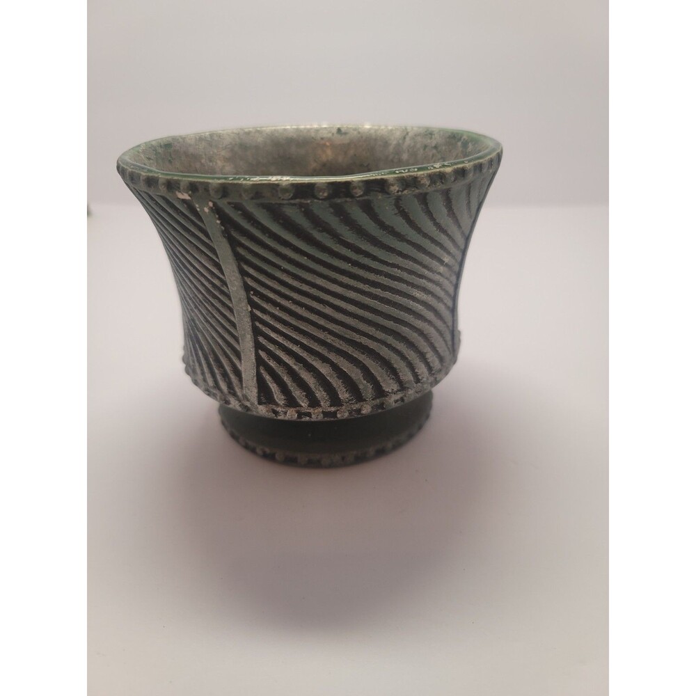 Vintage McCoy Floraline USA Pottery Ribbed Pedestal Planter Green #410 USA 2033